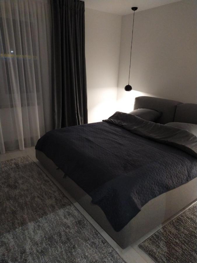 New Modern Apartment Uzjhorod Eksteriør bilde