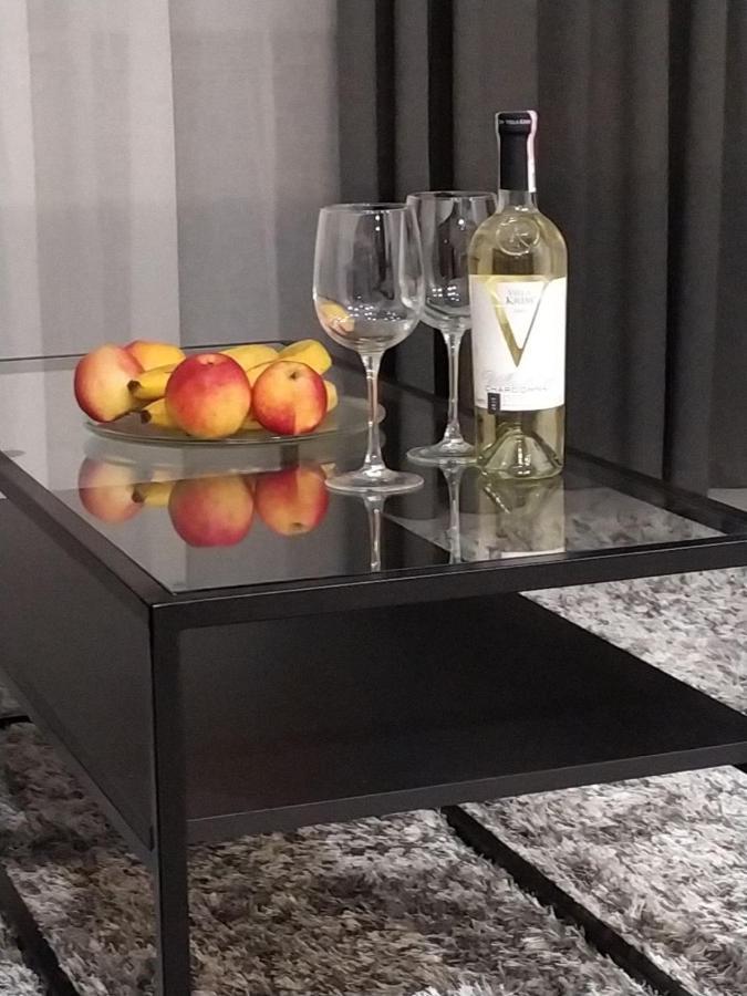 New Modern Apartment Uzjhorod Eksteriør bilde