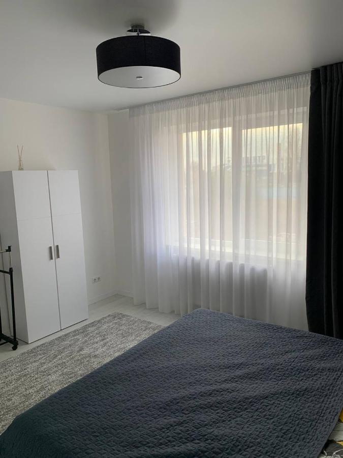New Modern Apartment Uzjhorod Eksteriør bilde